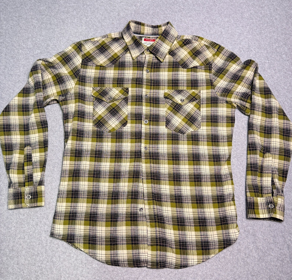 Wrangler Mens Flannel Shirt Green Plaid Long Sleeve Button Up Cotton Blend Sz M